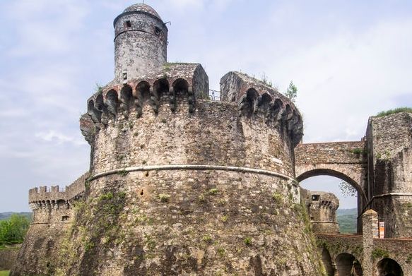 Fortezza di Sarzanello